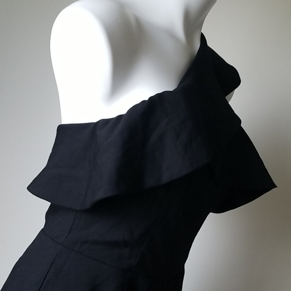 Lulu's Butterfly Effect One Shoulder Romper - Picture 13 of 16